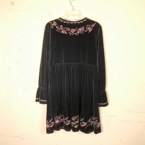 Style & Co petite velvet embroidered black dress - Picture 12 of 16